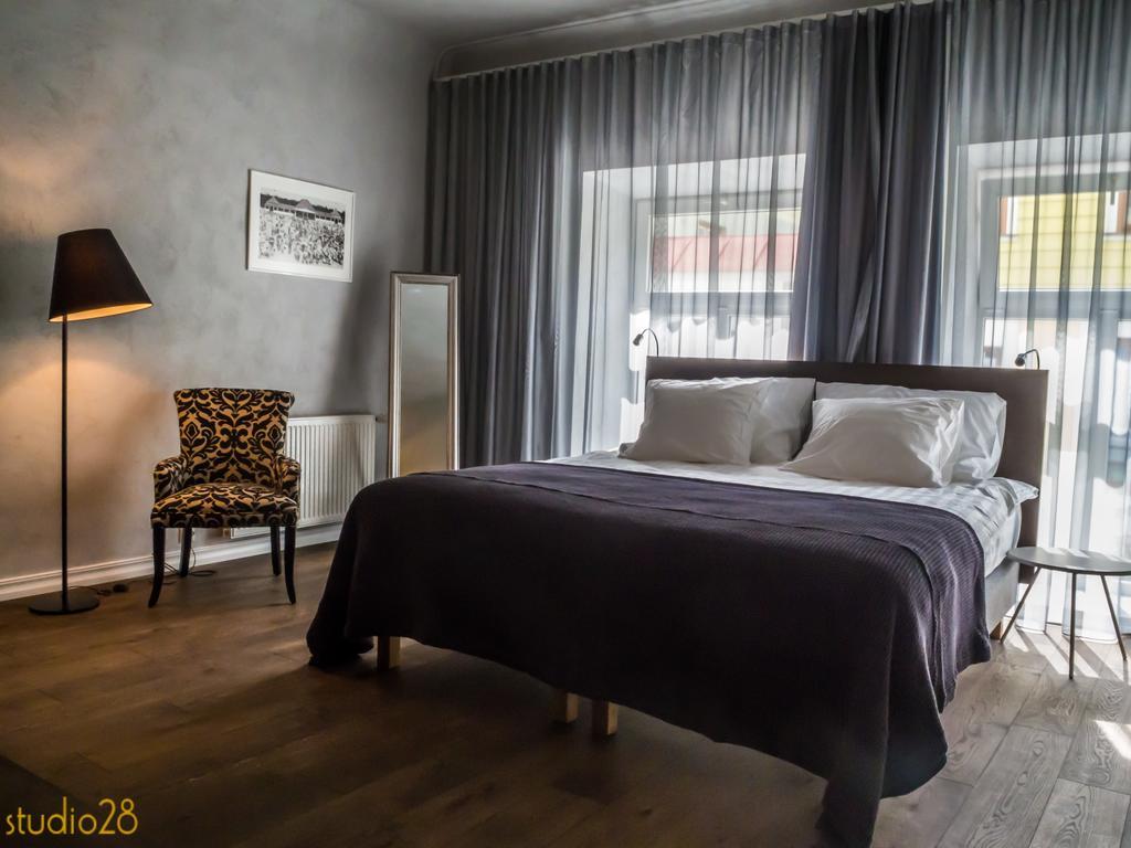 Studio28 Boutique Rooms Pärnu Rum bild