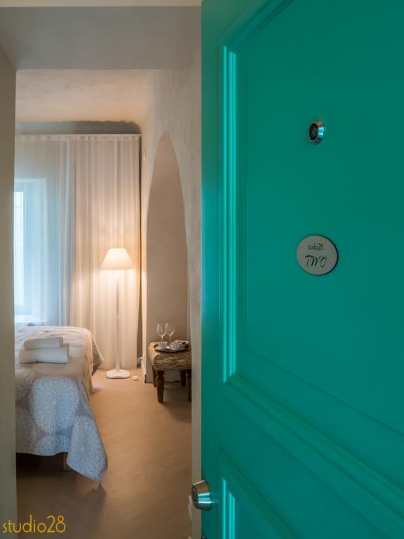 Studio28 Boutique Rooms Pärnu Rum bild